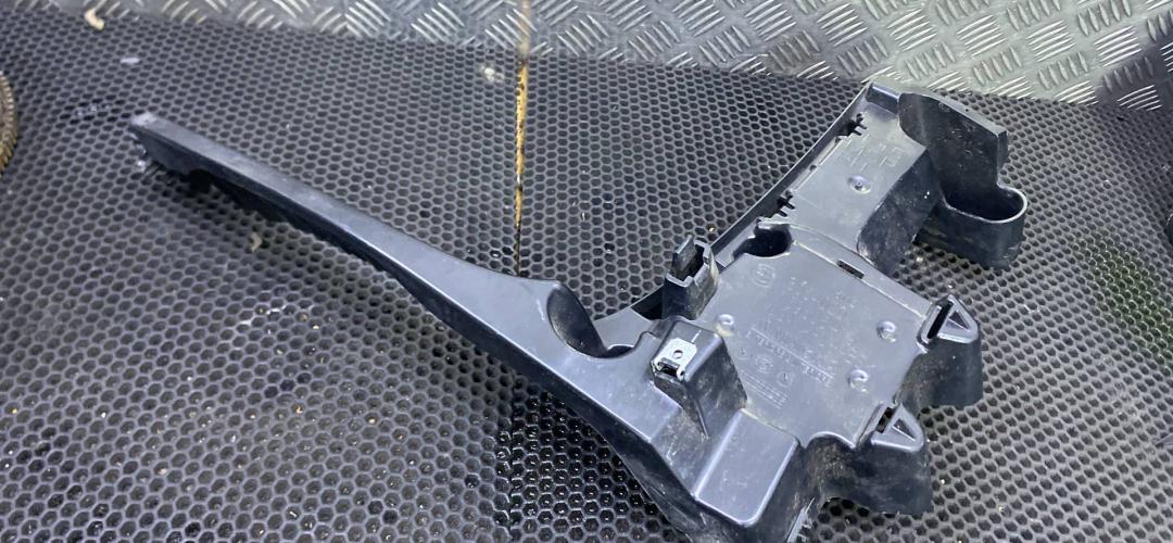 Крепление бампера переднего BMW X5 F15 (2013 - 2018), 51128054020 - фото №1