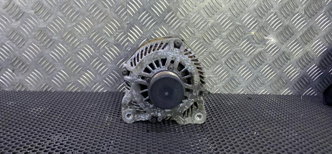 генератор Renault Megane 3 поколение 2011, 8200960533 - фото №1