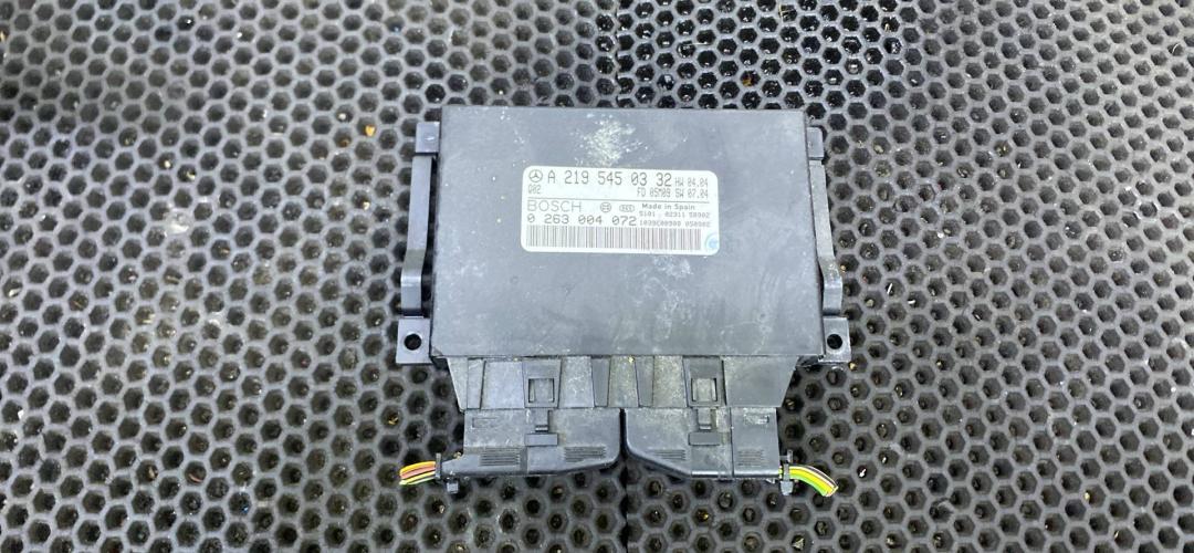 блок управления парктрониками Mercedes-Benz CLS-Класс C219 2006, A2195450332 - фото №1