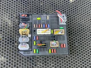 блок предохранителей Renault Scenic 3 поколение 2010, 248B67924R