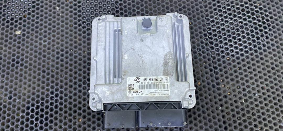 блок управления двигателем Volkswagen Transporter T5 (2003 - 2009), 03L906022CD - фото №1