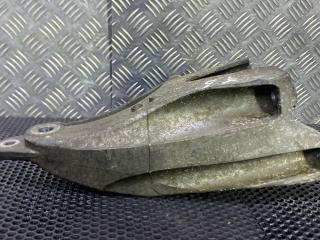 кронштейн двигателя Volkswagen Transporter T5 (2003 - 2009), 7E0199370