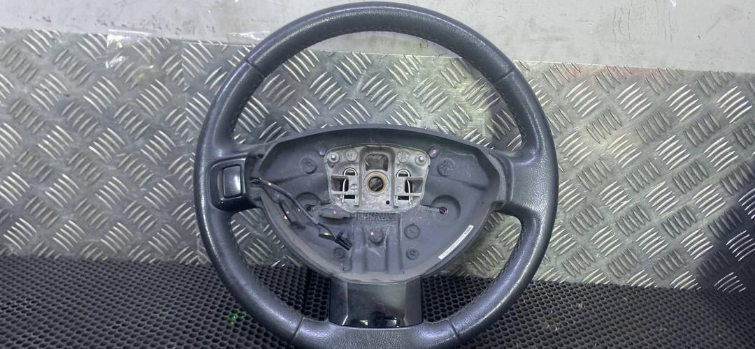 руль Dacia Lodgy 1 поколение, 484302027R - фото №1