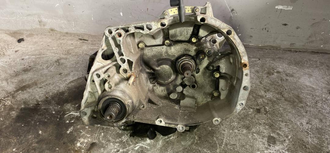 КПП механическая (МКПП) Renault Megane 1 поколение (1995 - 1999), JB3928 - фото №1