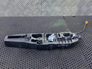 скелет ручки двери передней левой Ford Mustang 6 поколение S550 2016, DS73F22465B
