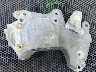 кронштейн (крепление) Opel Vivaro B 2016, 149572548R