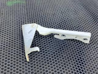 петля капота правая Hyundai H-1 Starex 2004, 791204H000