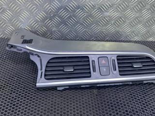 дефлектор обдува салона Renault Kadjar 1 поколение 2016, 687509788R