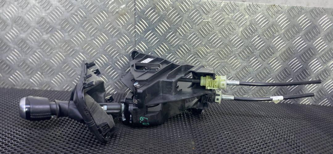 кулиса Renault Megane 4 поколение (2016 - 2020), 341040688R - фото №1