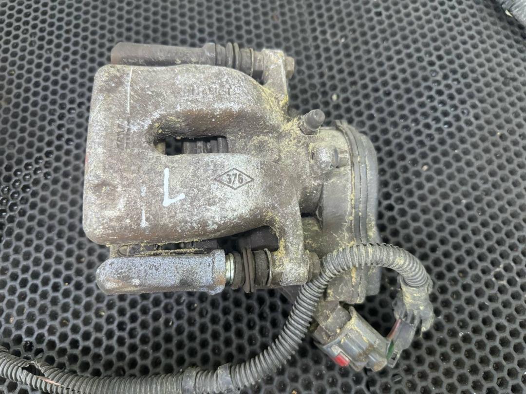 суппорт задний левый Renault Megane 4 поколение 2019, 440102238R - фото №1