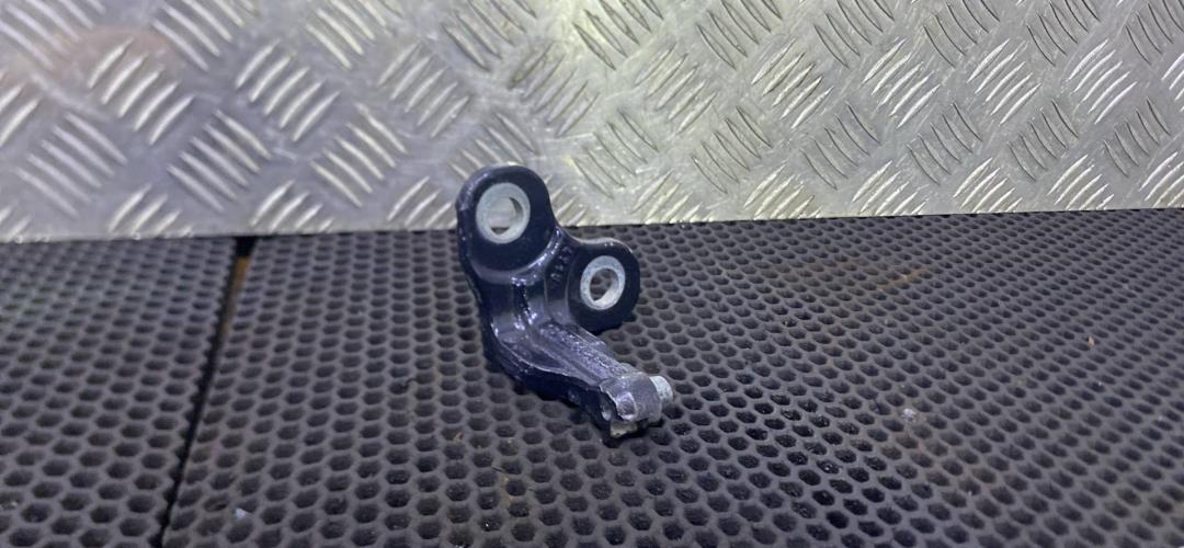 петля двери Land Rover Range Rover 4 поколение (2012 - 2017), 228A65AE - фото №1