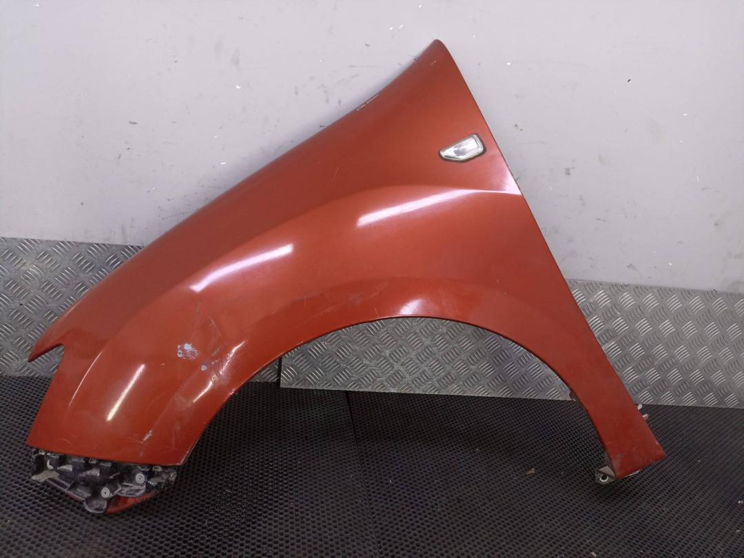 крыло переднее левое Renault Sandero 2 поколение 2015, 631010257R, 631015919R - фото №1