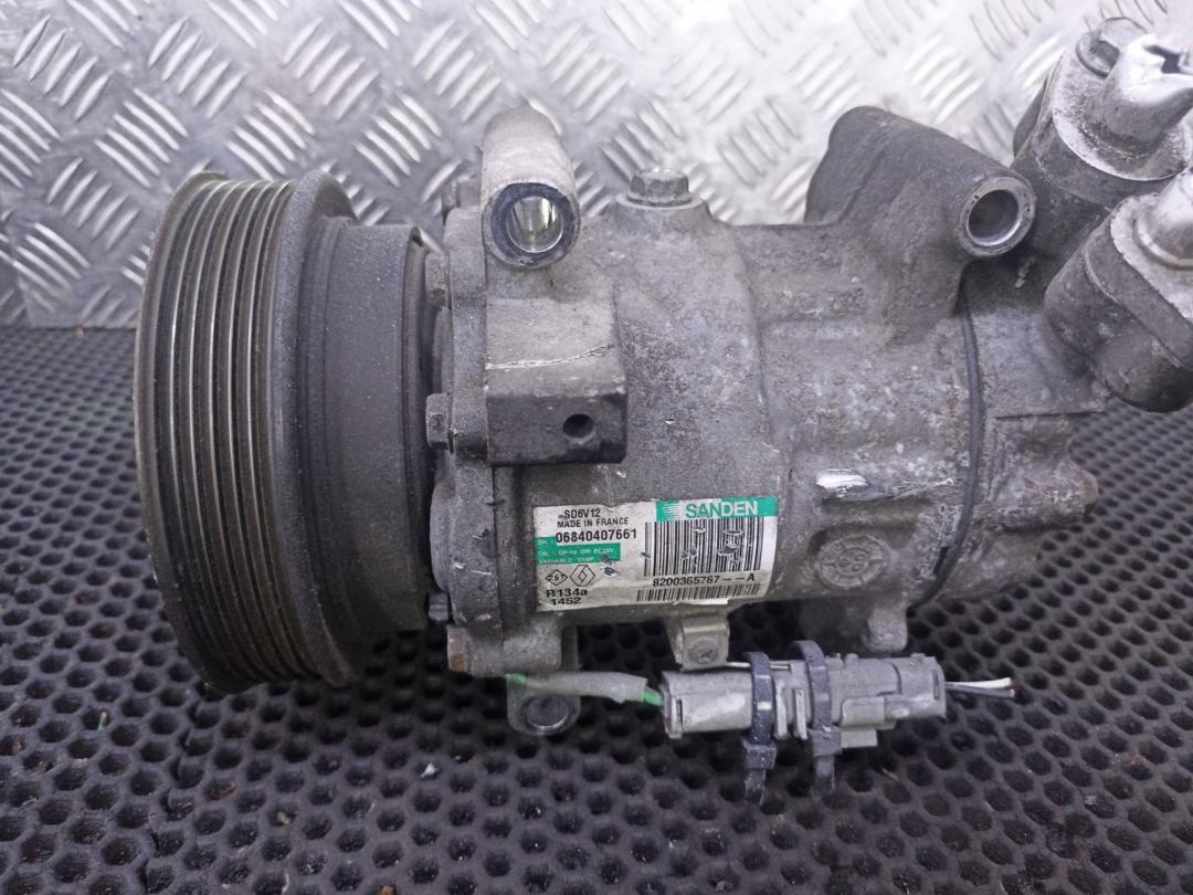 компрессор кондиционера Renault Kangoo 2 поколение 2009, 8200365787 - фото №1