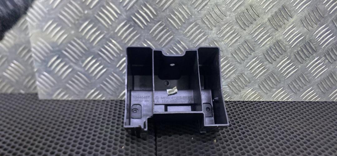 кронштейн (крепление) Mercedes-Benz GLE W166 (2015 - 2018), A1666844700 - фото №1