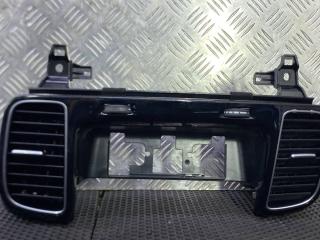 дефлектор обдува салона Mercedes-Benz GLE Coupe C292 (2015 - 2019), A1668306101