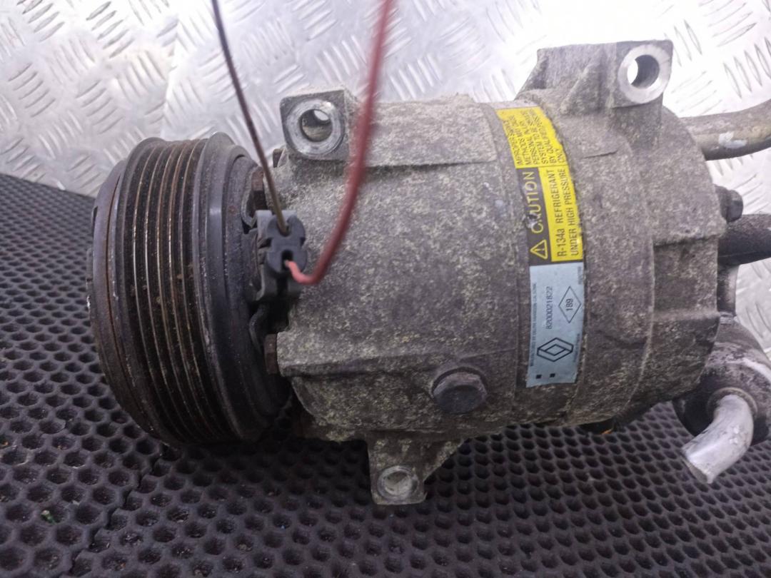 компрессор кондиционера Renault Laguna 2 поколение 2005, 8200021822, 8200424250 - фото №1
