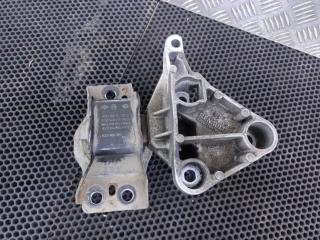 подушка крепления двигателя Renault Logan 1 поколение 2006, 8200592642, 8200728479