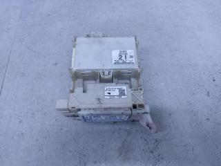 блок предохранителей Toyota Hilux 8 поколение [рестайлинг] 2023, 827300KB60