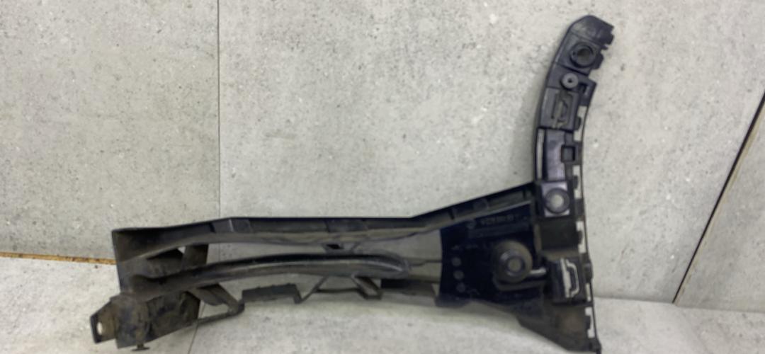 Крепление бампера заднего Mercedes-Benz C-Класс W205/S205/C205 (2014 - 2018), A2058805301 - фото №1