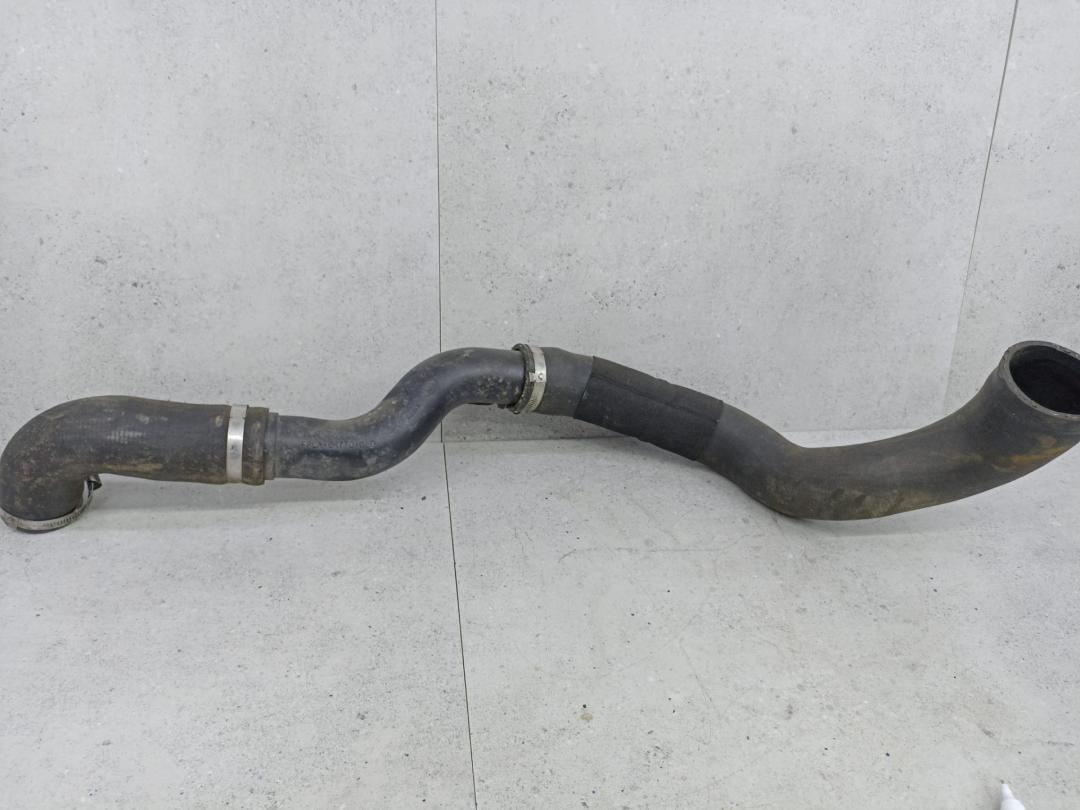 патрубок интеркулера Land Rover Range Rover Sport 2 поколение 2016, FPLA6K770C - фото №1