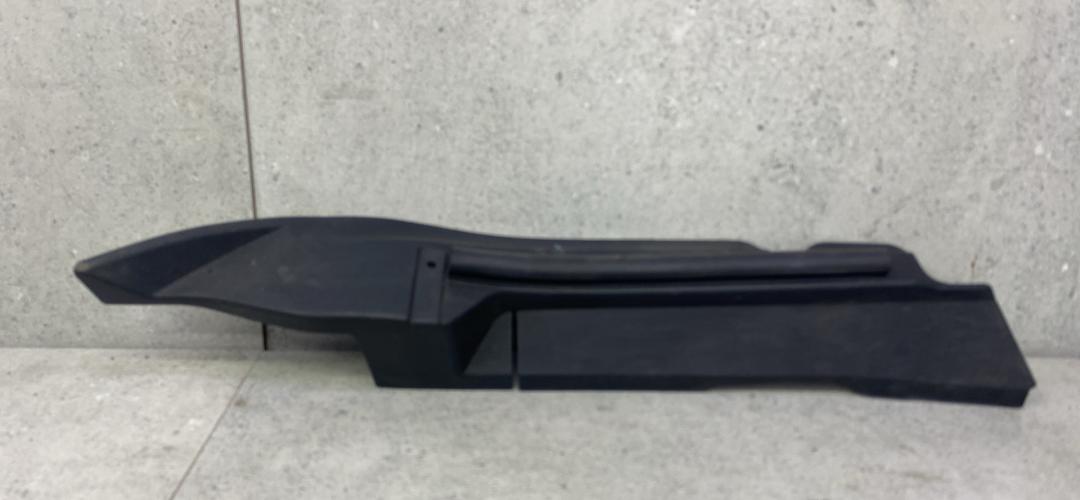 молдинг крыла Toyota Hilux 8 поколение (2015 - 2020), 53808-0K130 - фото №1