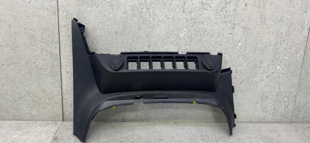 накладка на торпедо (консоль) Toyota Hilux 8 поколение (2015 - 2020), 55407-KK051 - фото №1