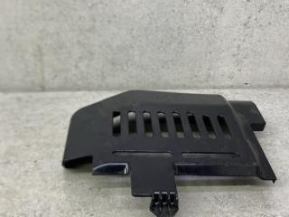 пластик Toyota Hilux 8 поколение (2015 - 2020), G9221-0K010