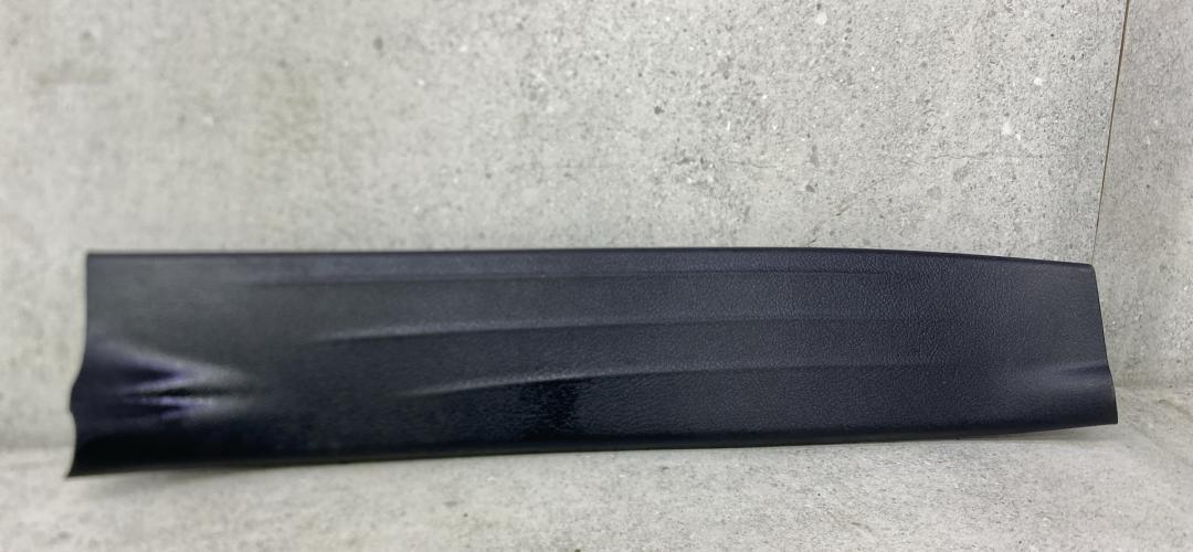 накладка на порог внутренняя Toyota Hilux 7 поколение (2005 - 2008), 67918-KK010 - фото №1