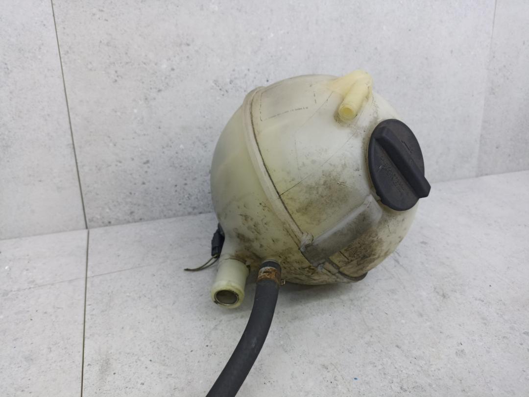 бачок расширительный Mercedes-Benz Vito W639 2008, A6395010203 - фото №1