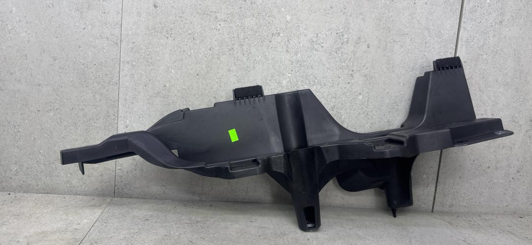 Кронштейн полки багажника Mercedes-Benz GLE Coupe C292 (2015 - 2019), A1668301600 - фото №1