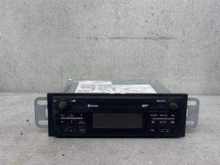 блок радио Renault Trafic 3 поколение 2014, 281158858R