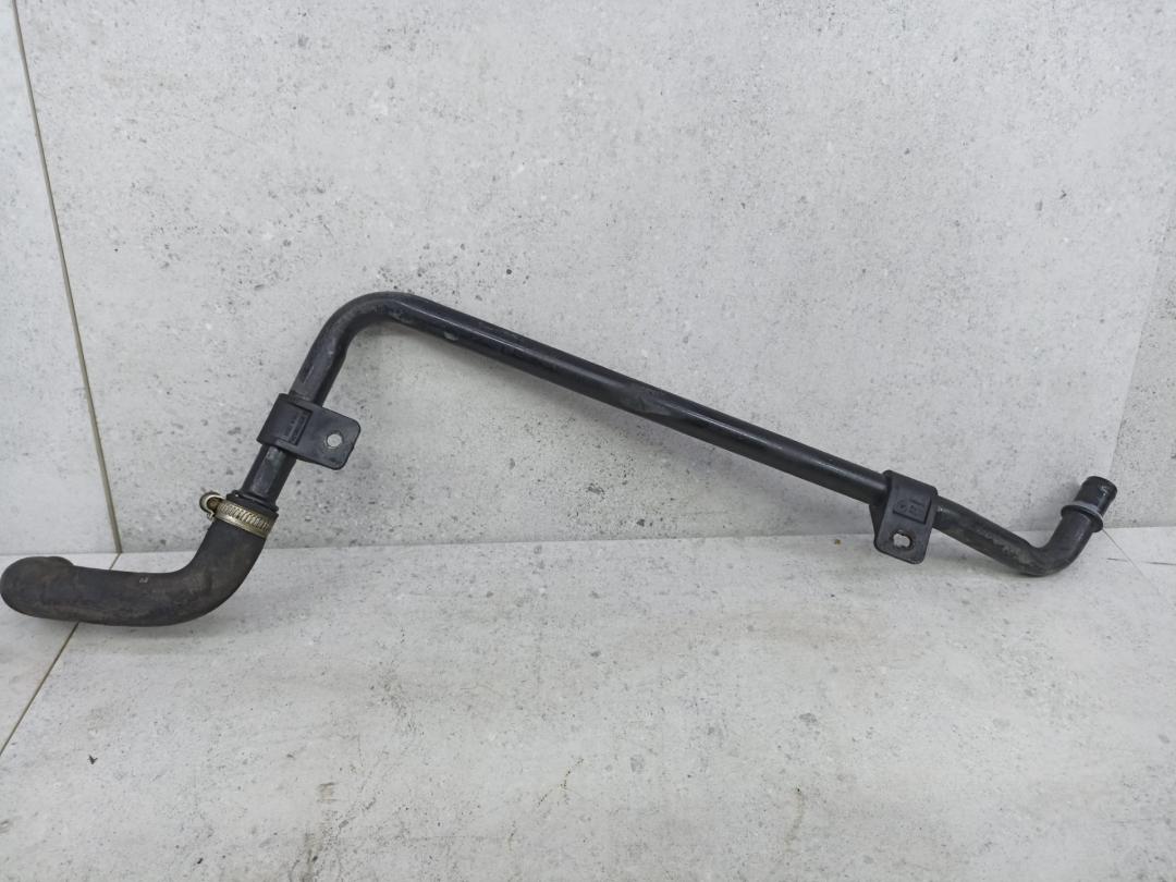 трубка охлаждающей жидкости Mercedes-Benz Vito W639 2007, A6398305315 - фото №1