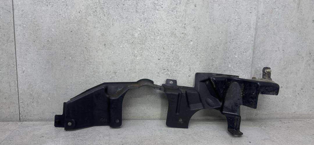 кожух рулевой колонки BMW X5 F15 (2013 - 2018), 51757160237 - фото №1