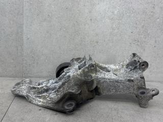 кронштейн генератора Renault Megane 2 поколение (2002 - 2006), 8200327134