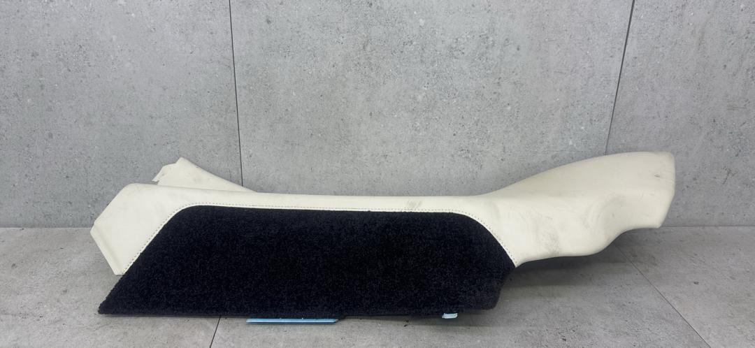 обшивка стойки Land Rover Range Rover 4 поколение (2012 - 2017), GK52-02651 - фото №1