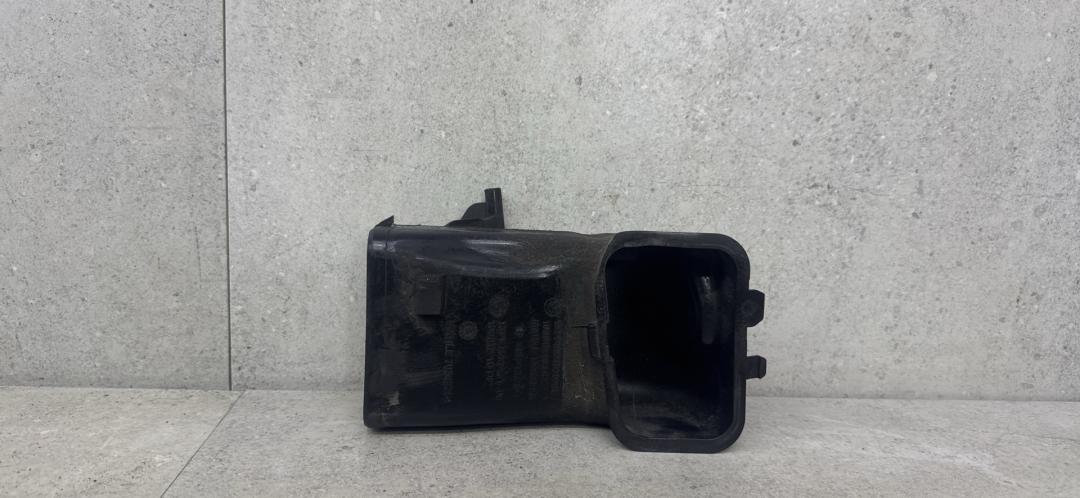 воздухозаборник BMW 5 серия F07/F10/F11 (2009 - 2013), 13717577471 - фото №1