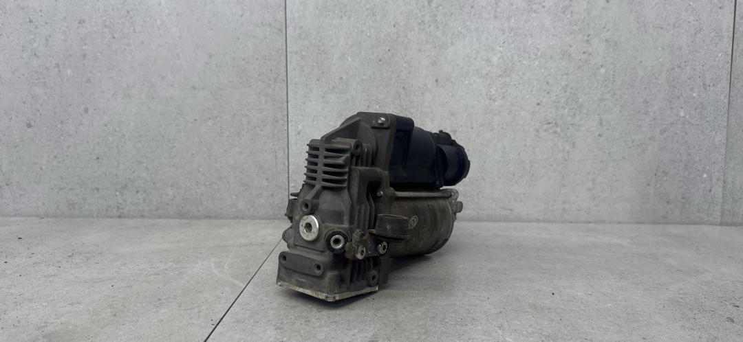 компрессор пневмоподвески Mercedes-Benz GLE W166 (2015 - 2018), A1663200204 - фото №1