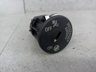 кнопка Airbag BMW 5 серия F10/F11 [рестайлинг] 2017, 3.0 л., N57 D30 A, дизель, АКПП, 9326501