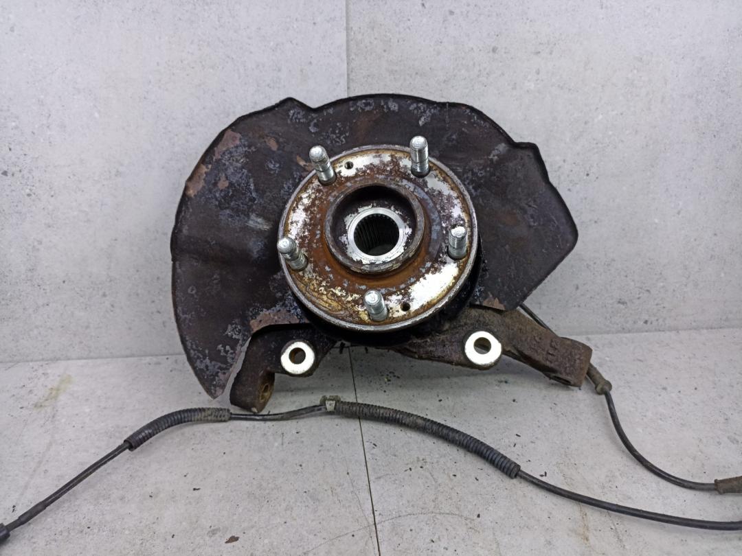 кулак поворотный левый Kia Sorento 2 поколение 2011, 517152P500 - фото №1