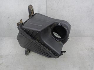 корпус воздушного фильтра Kia Sorento 2 поколение 2011, 281102P300