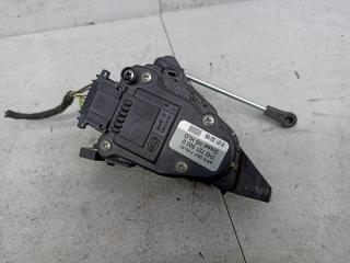 педаль Volkswagen Transporter T5 2009, 7H2721503D