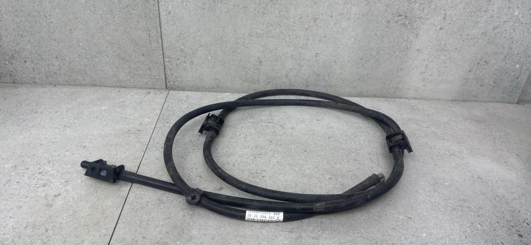 шланг омывателя Mercedes-Benz C-Класс W205/S205/C205 (2014 - 2018), A2058600292 - фото №1
