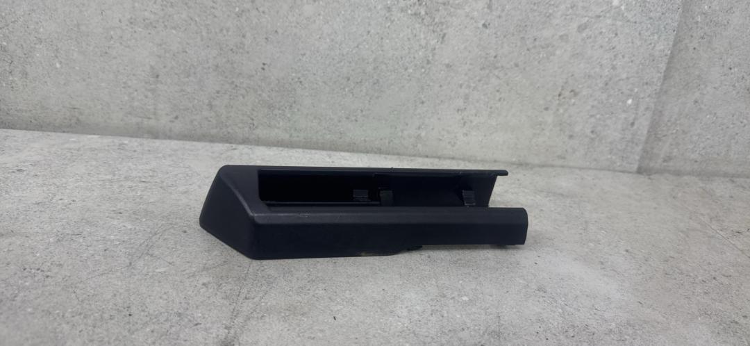 пластик BMW 5 серия F07/F10/F11 (2009 - 2013), 60829010 - фото №1