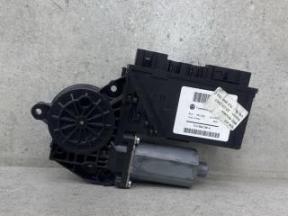 моторчик стеклоподъемника задний левый Volkswagen Touareg 1 поколение (2002 - 2007), 7L0959795