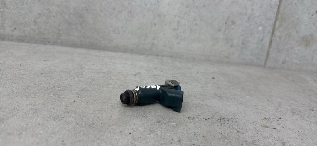 форсунка Jaguar XJ 3 поколение, 2W93-BA - фото №1