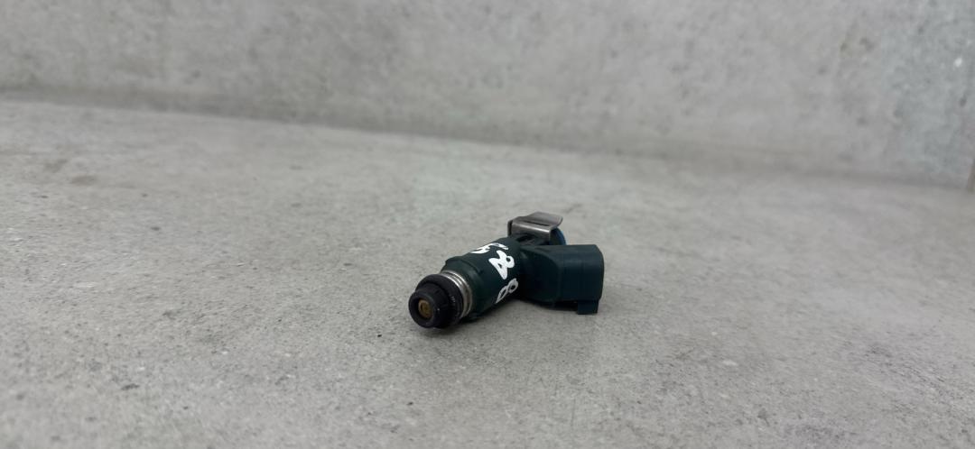 форсунка Land Rover Range Rover 3 поколение (2002 - 2005), 2W93-BA - фото №1