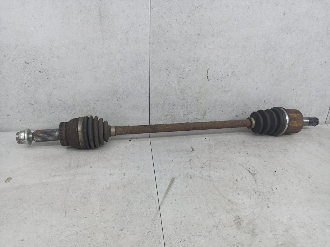 полуось задняя (приводной вал, ШРУС) Nissan Murano Z50 2005, 39600CA000 - фото №1
