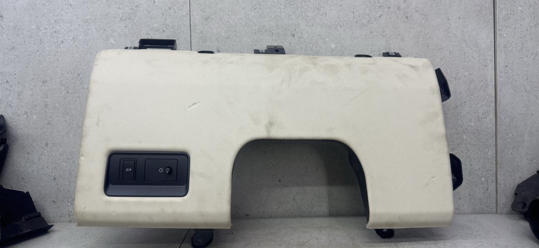 накладка на торпедо (консоль) Jaguar XF X250 (2007 - 2011), 6W83-044F08 - фото №1