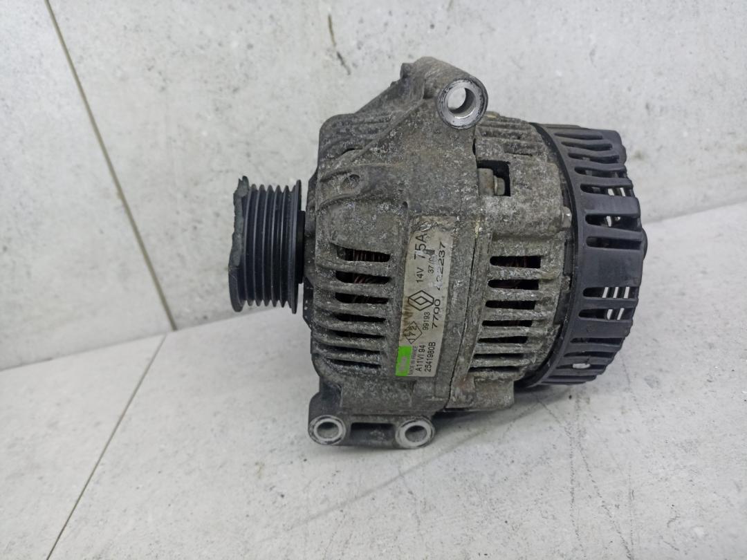 генератор Renault Kangoo 1 поколение 2003, 7700422237 - фото №1