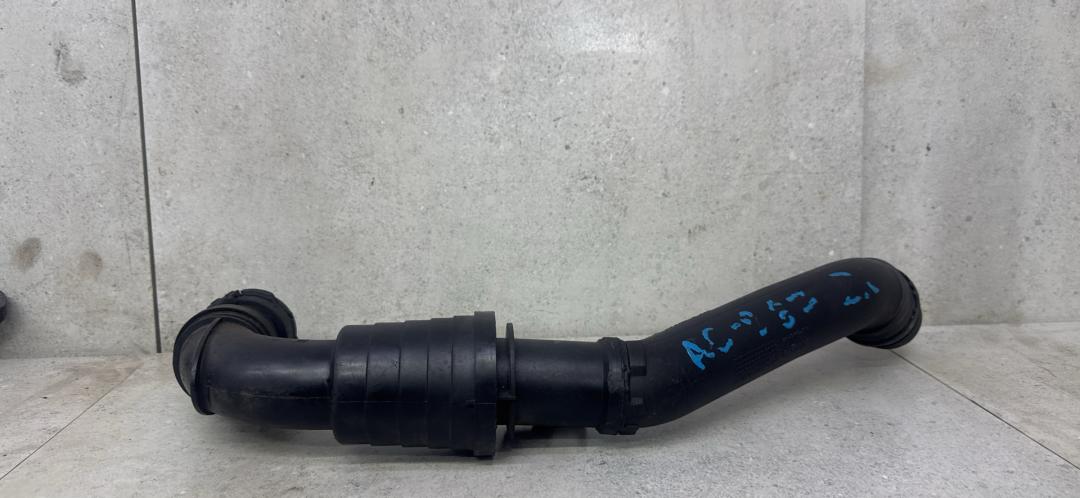 патрубок интеркулера Renault Clio 3 поколение (2005 - 2009), 8200794201 - фото №1